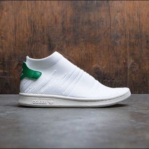 NEW Adidas women’s Stan Smith Sock Primeknit W